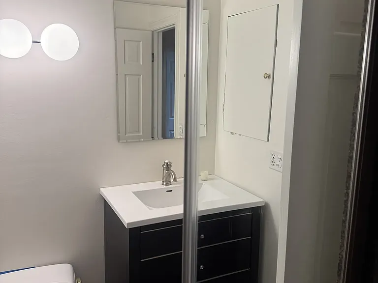 1329 N Dearborn St #3 — Photo 14