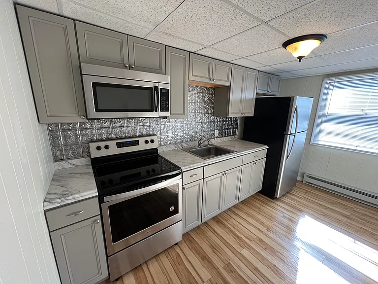 607 Spring St #2 — Photo 1