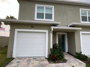 820 Paddleboard Ct, Melbourne, FL 32935