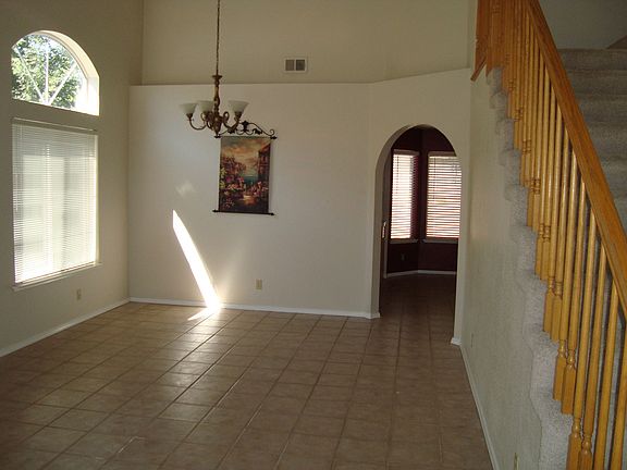 2nd image of 8129 Castle Wynd Dr