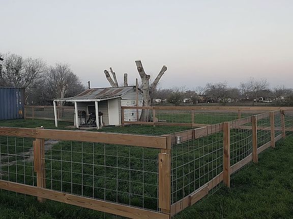 2nd image of 425 Fire Field Rd