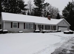 8 Jefferson Dr, Auburn, MA 01501