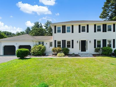 14 Reservoir Dr, Southborough, MA, 01772