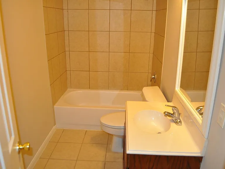 10214 Chesterfield Dr — Photo 8