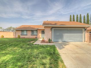 9559 Hobart Dr, Riverside, CA 92503