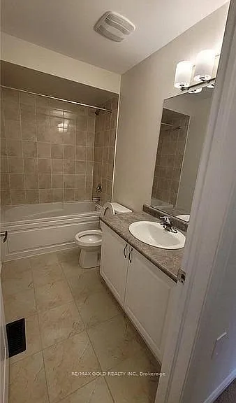 1 Sparrowbrook St — Photo 17