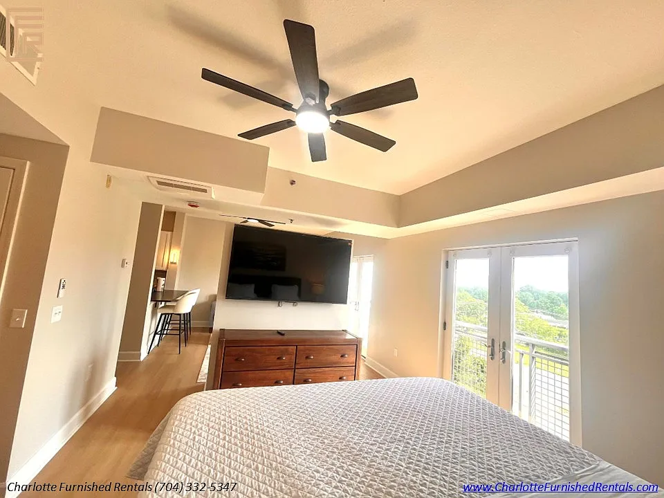 1 bed, 590 sqft, $3,500 — Photo 2