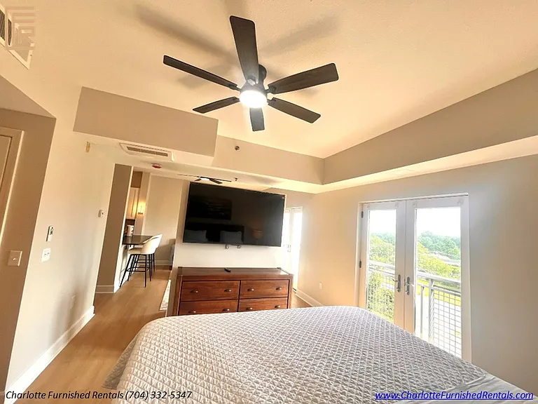 1315 East Blvd #534 — Photo 3