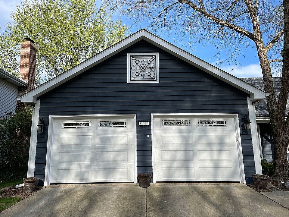 1st image of 812 Rockbridge Dr