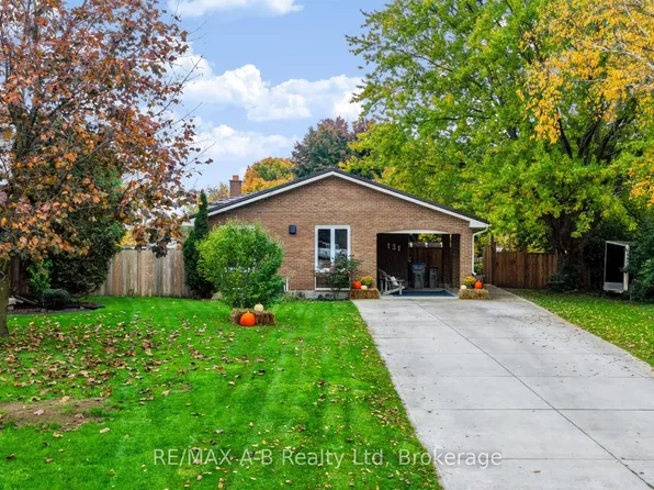 131 Harold Ct, Lucan Biddulph, ON N0M 2J0