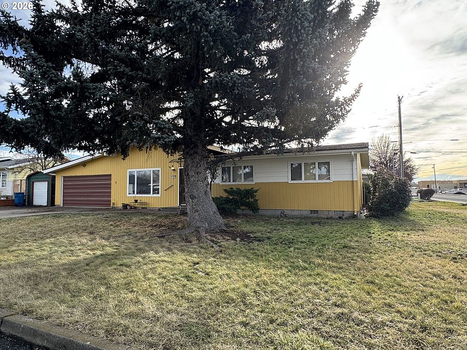 1st image of 702 Elm Dr