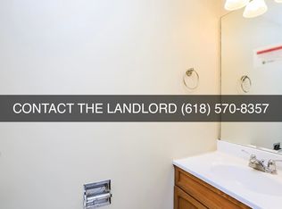 1199 Pin Oak Trl, Aurora, IL 60506