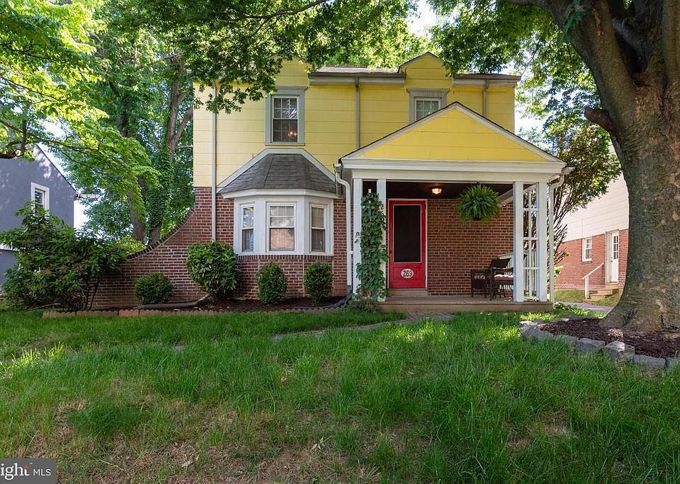 1st image of 269 Cooper Ave