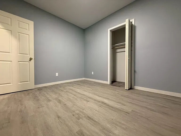 402 S Bailey Ave — Photo 12