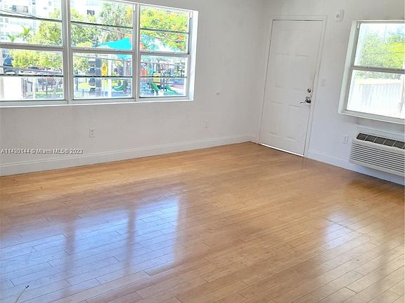 2nd image of 8080 Tatum Waterway Dr #27