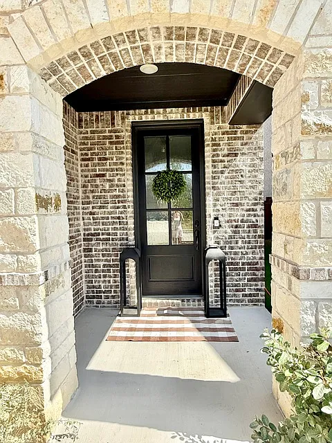 3 bed, 2.5 bath, 2191 sqft, $2,550 — Photo 3