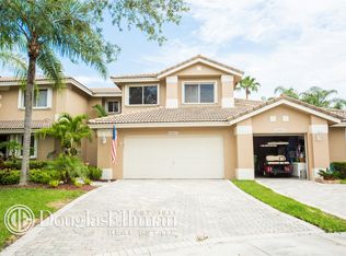 15837 SW 11th St #3-31, Pembroke Pines, FL 33027