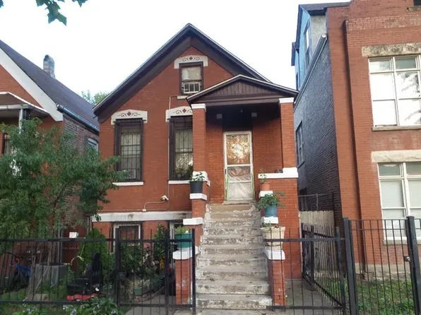 2240 S Sawyer Ave, Chicago, IL 60623