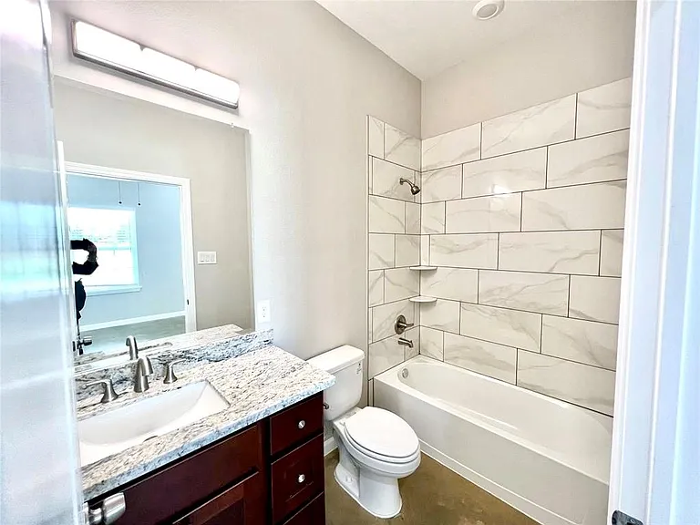 9508 Quaker Ct — Photo 12