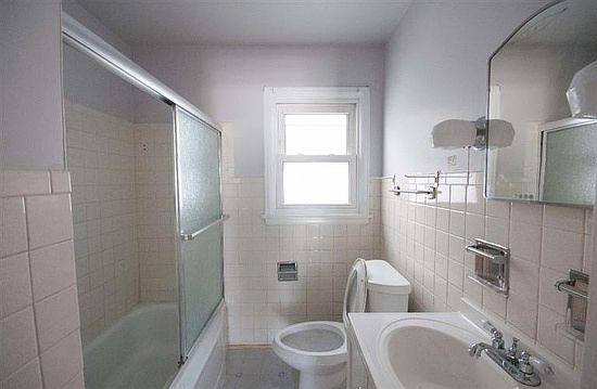 3rd image of 3005 Kathleen Ave