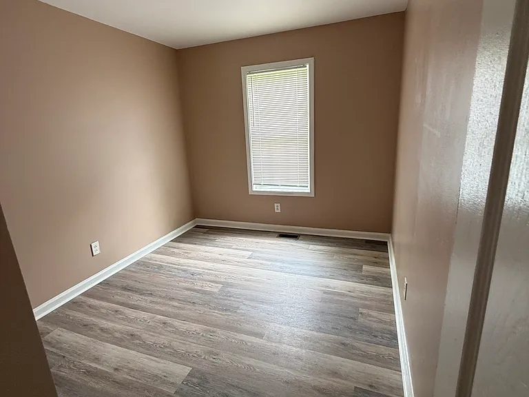 224 Cinderella Ln — Photo 8