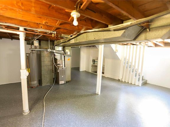 4th image of 6736 Torlina Dr