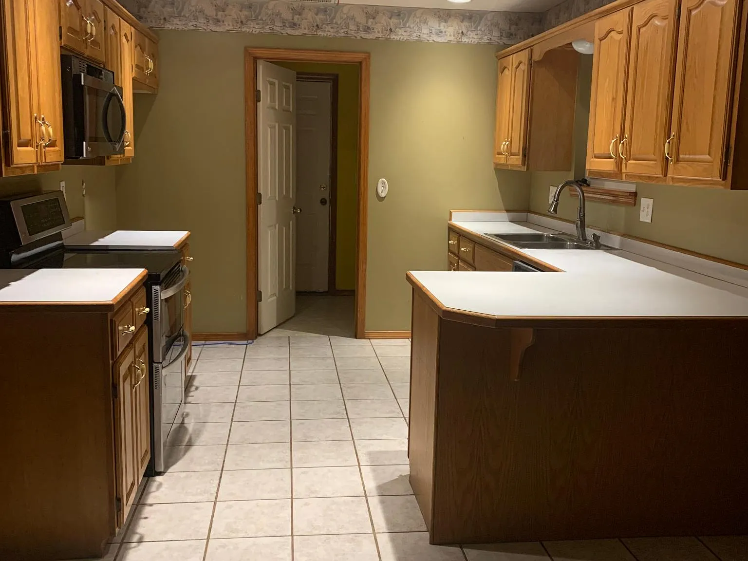 4 bed, 1580 sqft, $1,650 — Photo 4