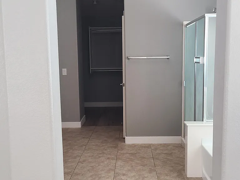 9575 W Quail Ave — Photo 20