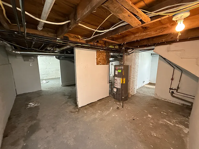 7259 Republic Ave — Photo 8