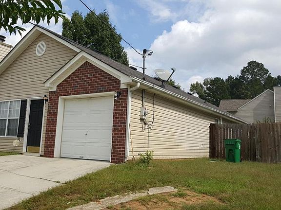 3rd image of 6691 Browns Mill Ferry Dr