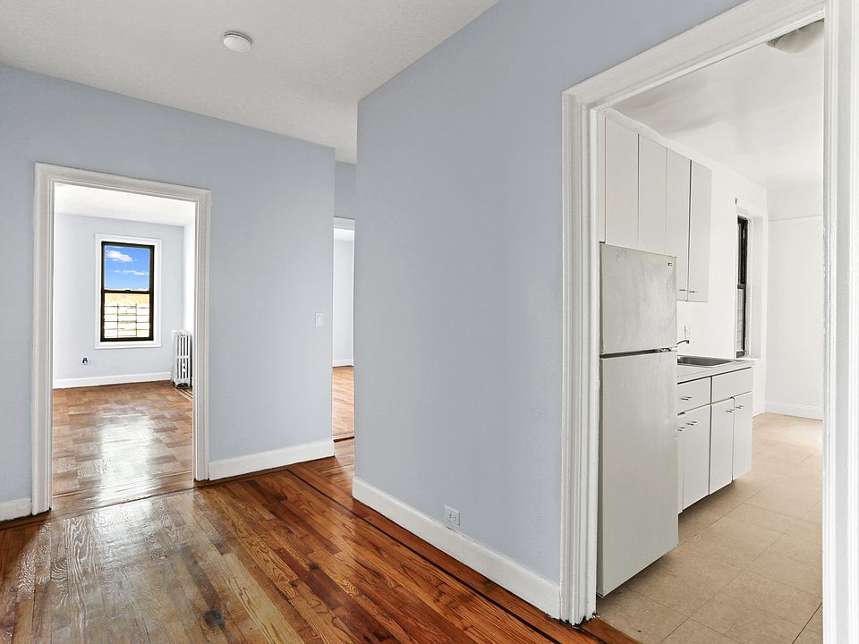 1st image of 2175 Cedar Ave #7B