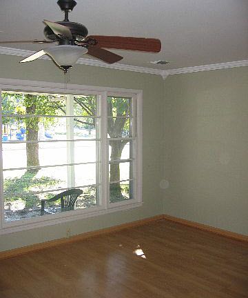 2nd image of 813 Charron Dr