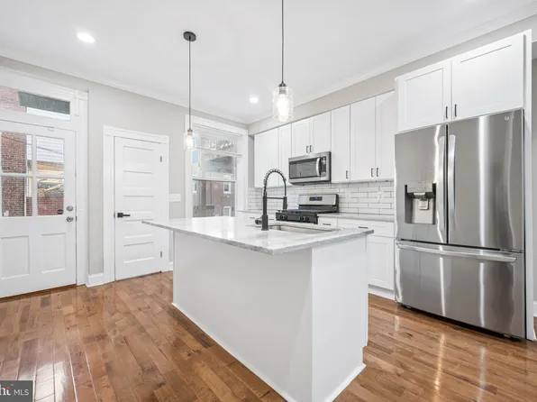 142 S Ellwood Ave, Baltimore, MD 21224