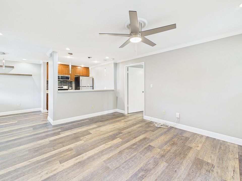 1st image of 91-1032 Makaaloa St Suite 9B