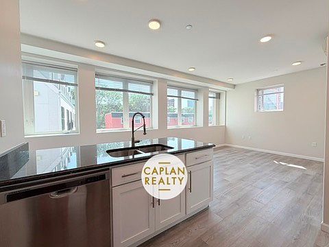 1st image of 94 Olive St #1O2