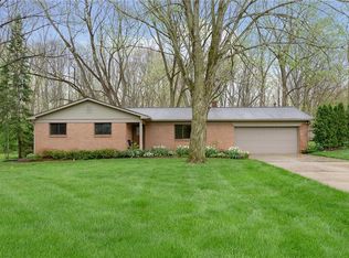 1109 Becker Dr, Zionsville, IN 46077