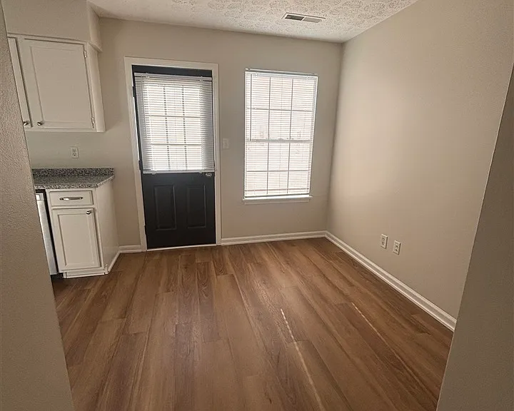 959 Potter Ave #A — Photo 4