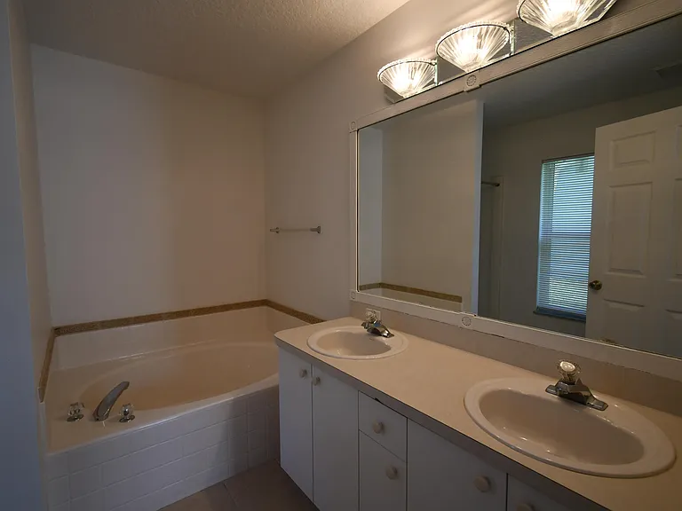 2547 SW Kenilworth St — Photo 11