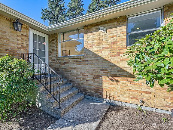 3rd image of 1550 NE 106th Street