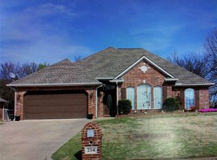 214 Coventry Ln, Fort Gibson, OK 74434