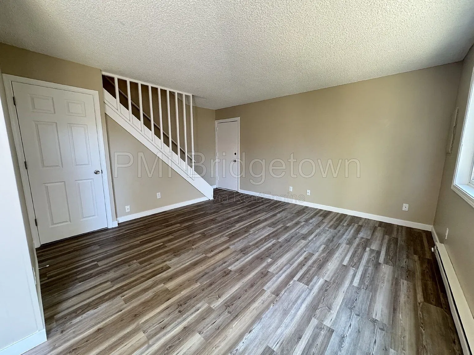 2 bed, 1.0 bath, 850 sqft, $1,395 — Photo 3