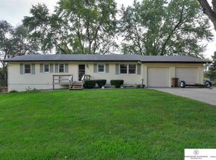 1809 Terry Ave, Bellevue, NE 68005