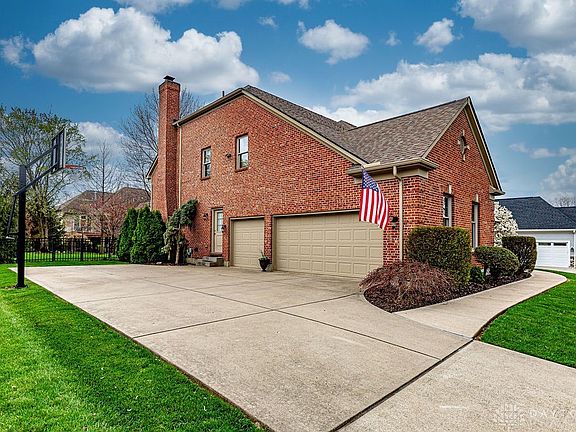 3rd image of 4553 Brighton Ln