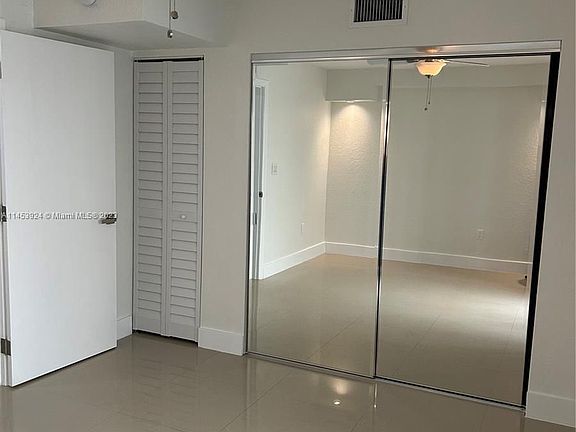 4th image of 1409 Euclid Ave APT 3