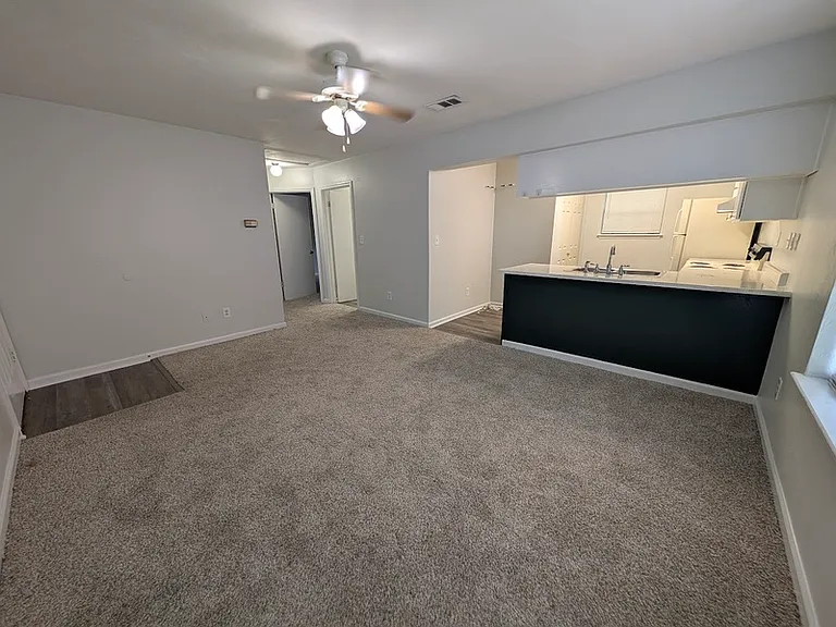 2348 Horne Ave #6 — Photo 2