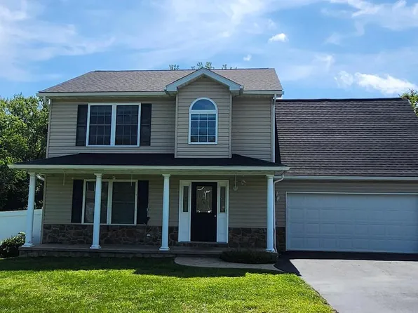 6 Camelot Ln, Newville, PA 17241