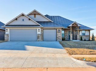 631 Trails End Dr, Shawnee, OK 74804