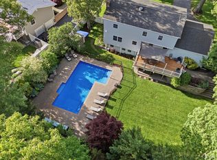 14 Julia Circle, East Setauket, NY 11733