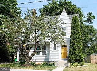 927 N College St, Carlisle, PA 17013