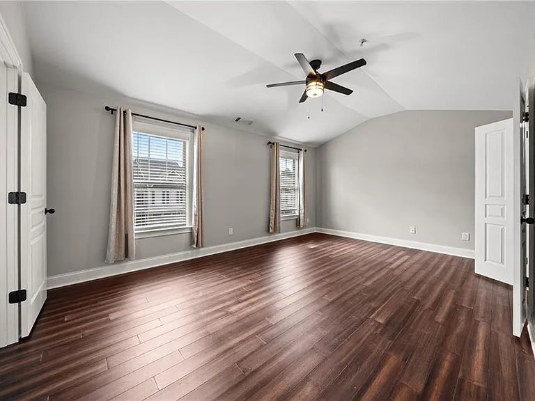 100 Kasey Dr — Photo 16